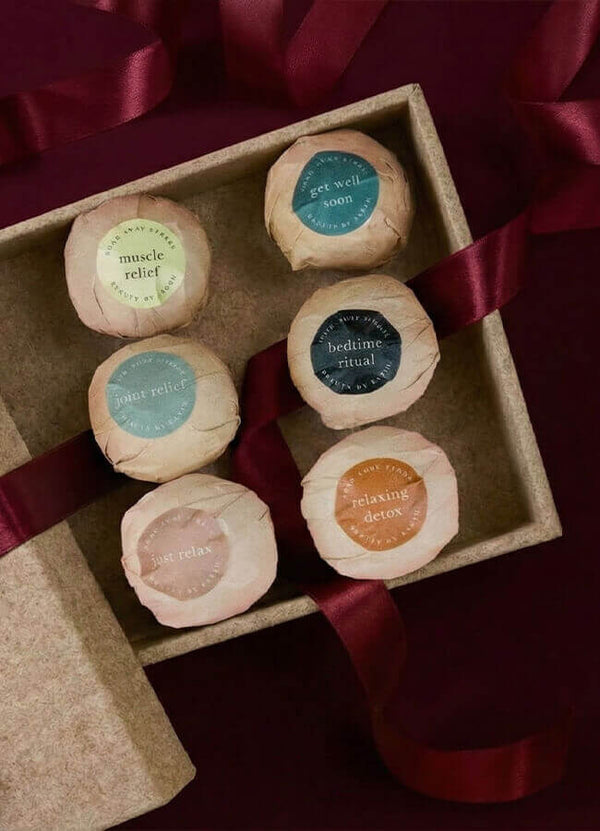 GIFTS & BUNDLES